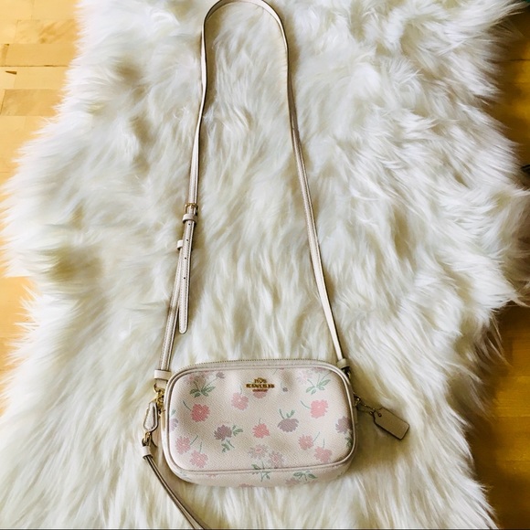 🌸COACH Daisy Field Pebbled Leather Crossbody - Picture 15 of 16